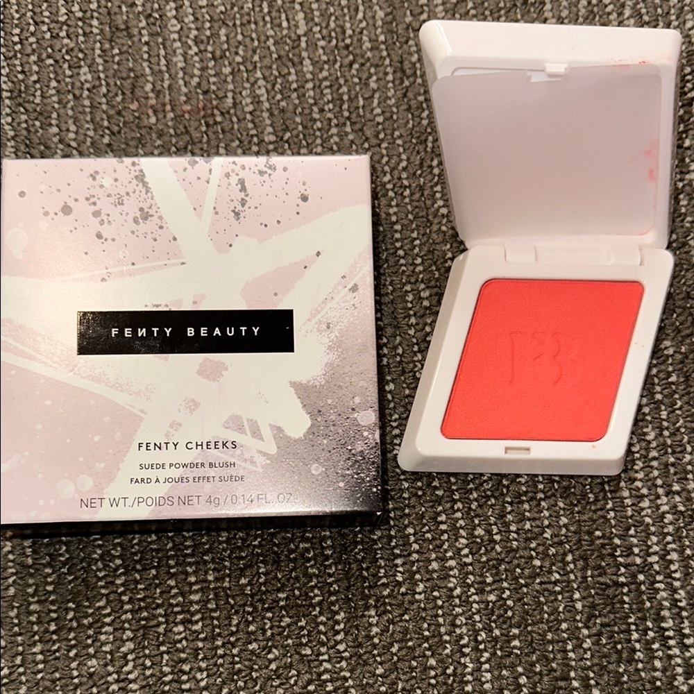 NIB Fenty Beauty Fenty Cheeks Suede Powder Blush- Lolly Poppy